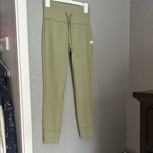 Vuori daily leggings